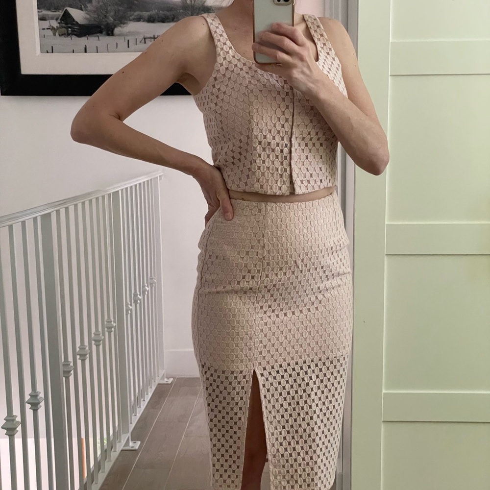 Beautiful and sexy intermix 2-piece set!